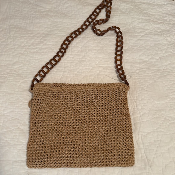 Handcrafted Tan Crochet Shoulder Bag with Beaded Strap - Picture 4 of 6